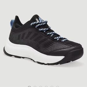 Eddie Bauer Hijinx Black and White Athletic Shoes